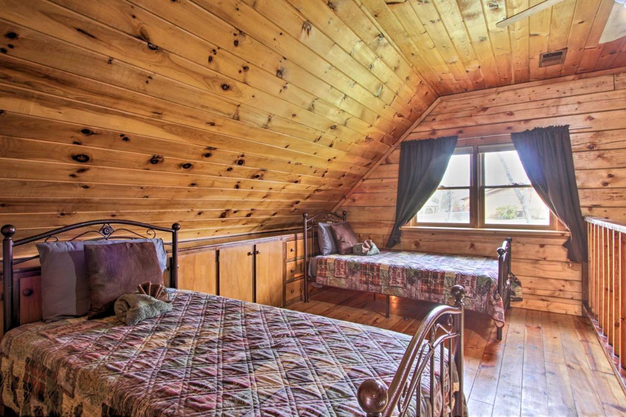 سيفيرفيل Rustic Cabin With Screened Deck 8 Mi To Dollywood المظهر الخارجي الصورة